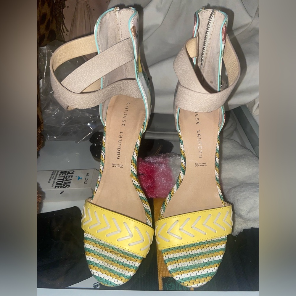 Sandal heels